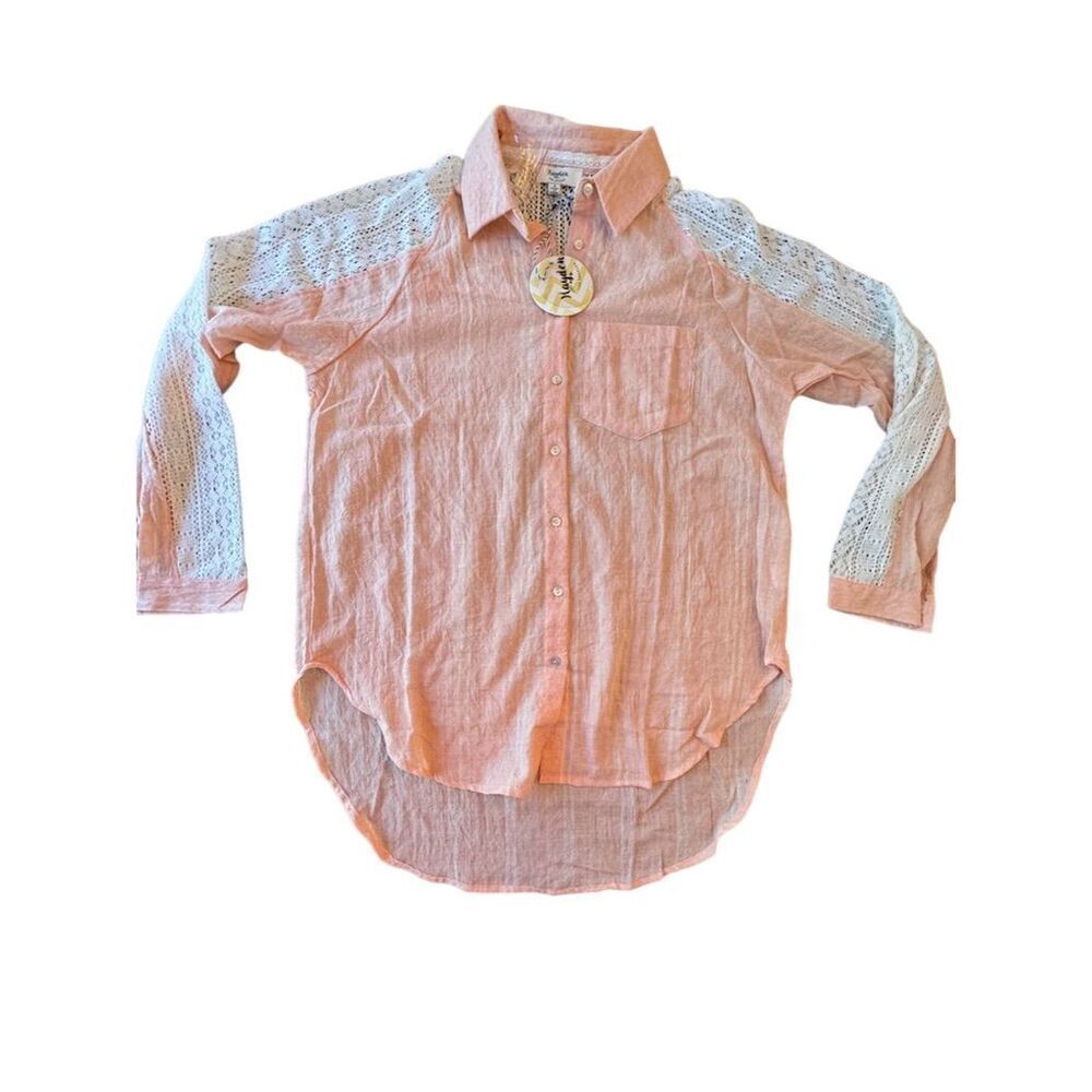 Anthropologie Hayden LA Women's Peach Button-Up Shirt Lace Contrast Size‎ M